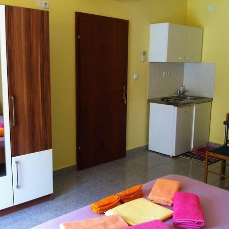 Triglav Studio Apartments 2 Punat Exterior photo